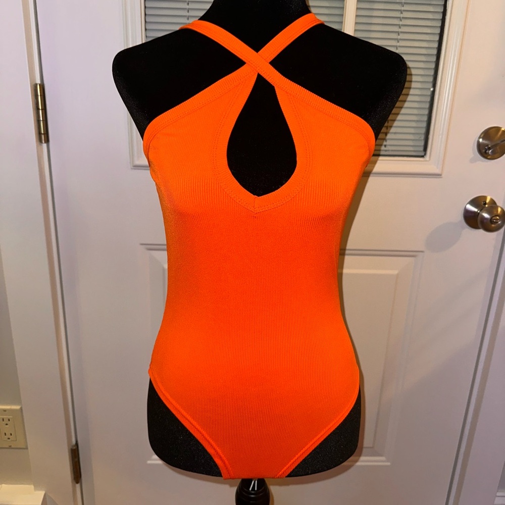 CHICME CRISSCROSS BODYSUIT S